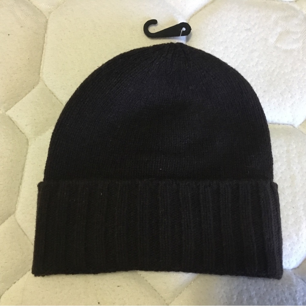 Tesma Cashmere Unisex dark brown ribbed beanie knit hat Made in Italy NWT